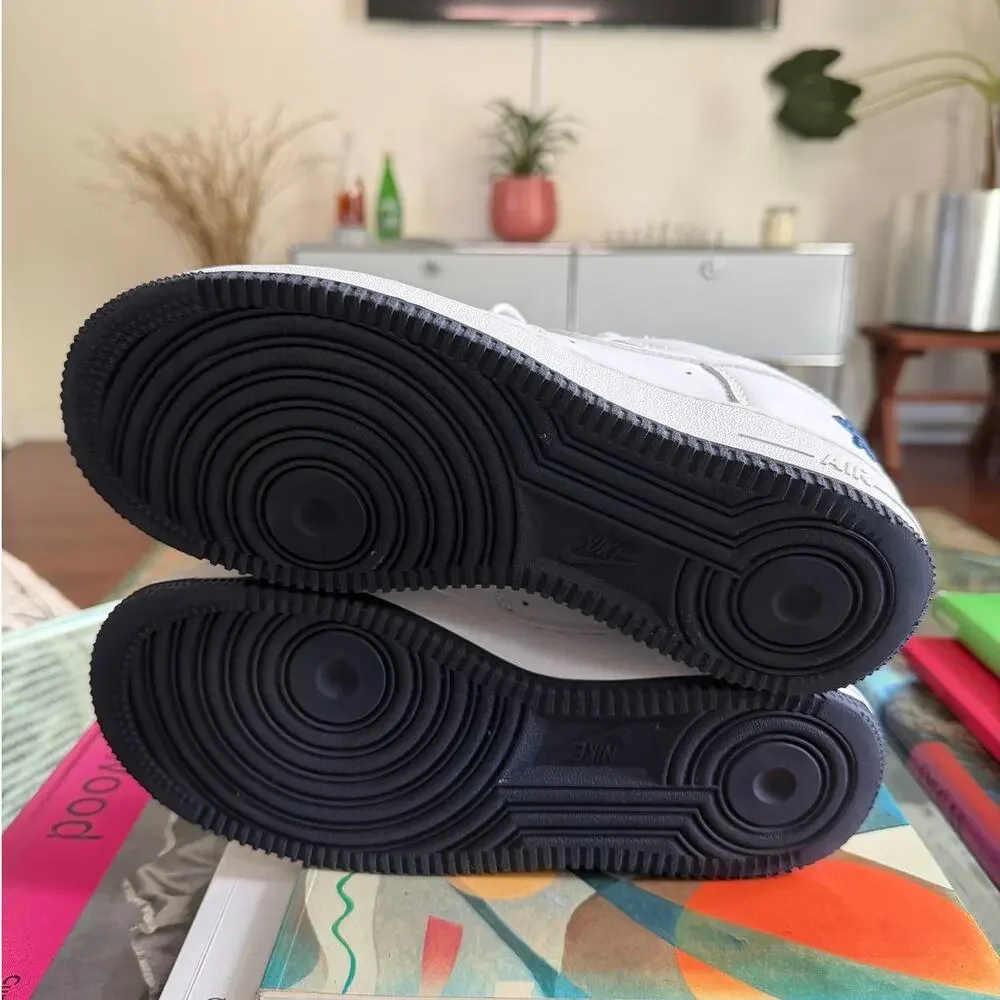 Nike size 5y